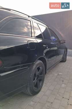 Универсал Mercedes-Benz E-Class 2004 в 