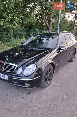 Универсал Mercedes-Benz E-Class 2004 в 
