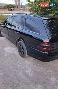 Универсал Mercedes-Benz E-Class 2004 в 