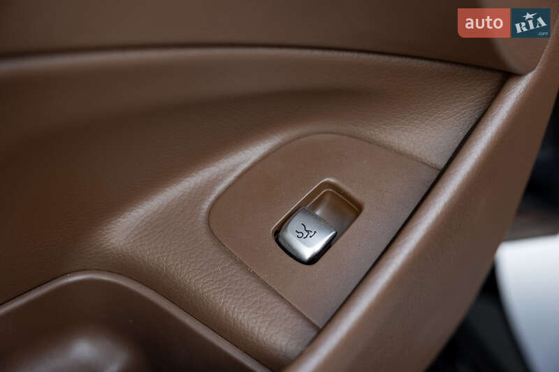 Седан Mercedes-Benz E-Class 2018 в Житомирі