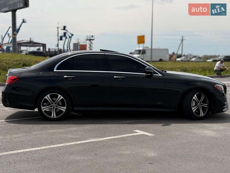 Седан Mercedes-Benz E-Class 2019 в Львове