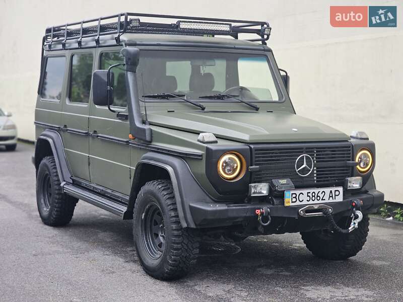 Внедорожник / Кроссовер Mercedes-Benz E-Class 1988 в Львове