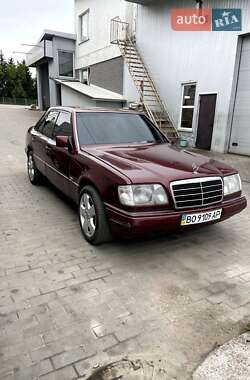 Седан Mercedes-Benz E-Class 1989 в Тернополе