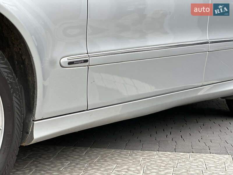 Седан Mercedes-Benz E-Class 2005 в Ровно
