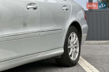 Седан Mercedes-Benz E-Class 2005 в 