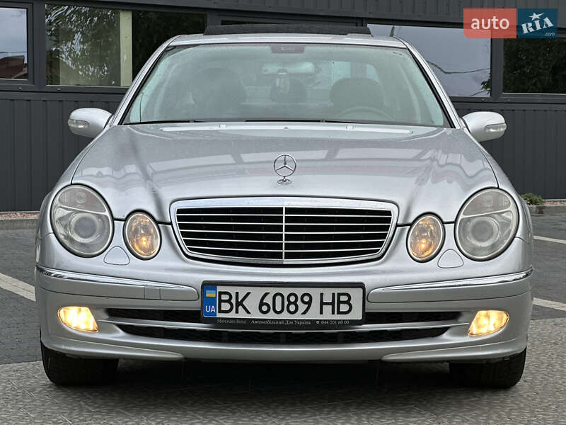 Седан Mercedes-Benz E-Class 2005 в Ровно