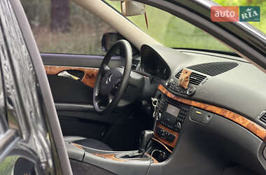 Седан Mercedes-Benz E-Class 2003 в 