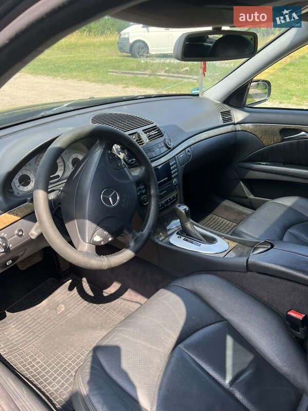 Универсал Mercedes-Benz E-Class 2003 в Сарнах