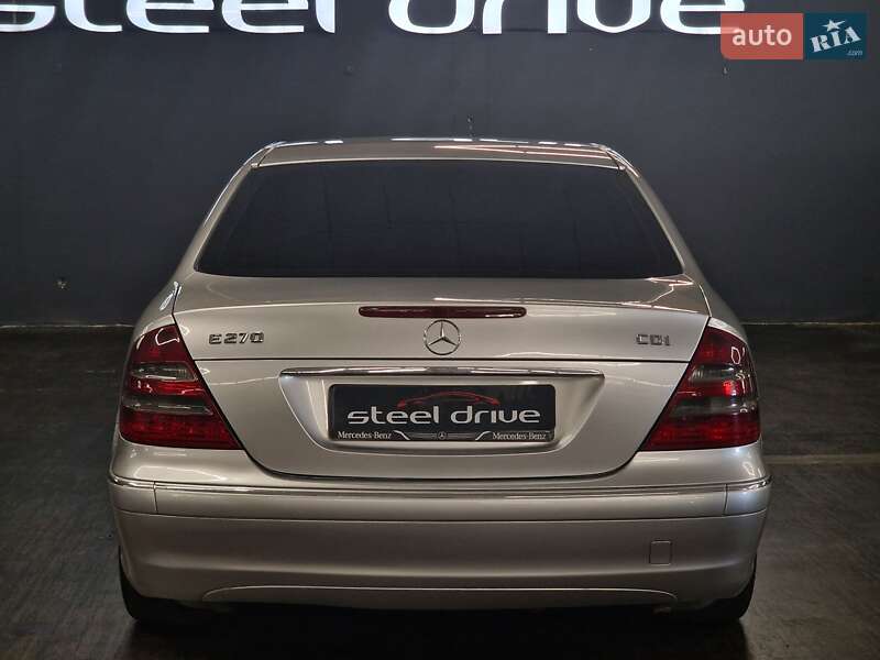 Седан Mercedes-Benz E-Class 2002 в Николаеве