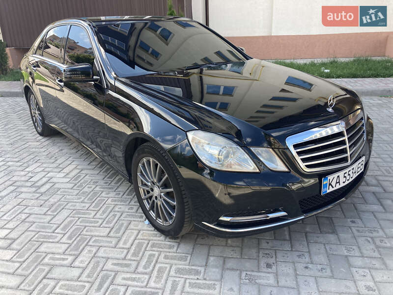Седан Mercedes-Benz E-Class 2012 в Сумах