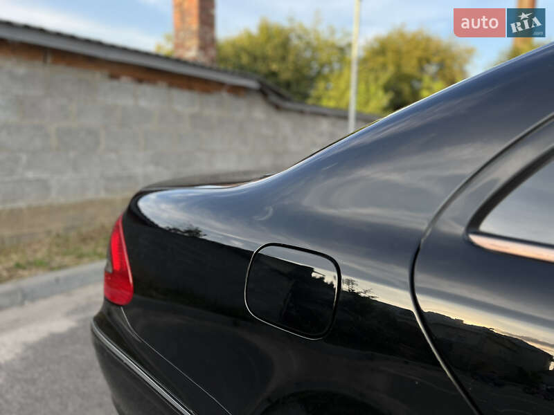 Седан Mercedes-Benz E-Class 2007 в Львове