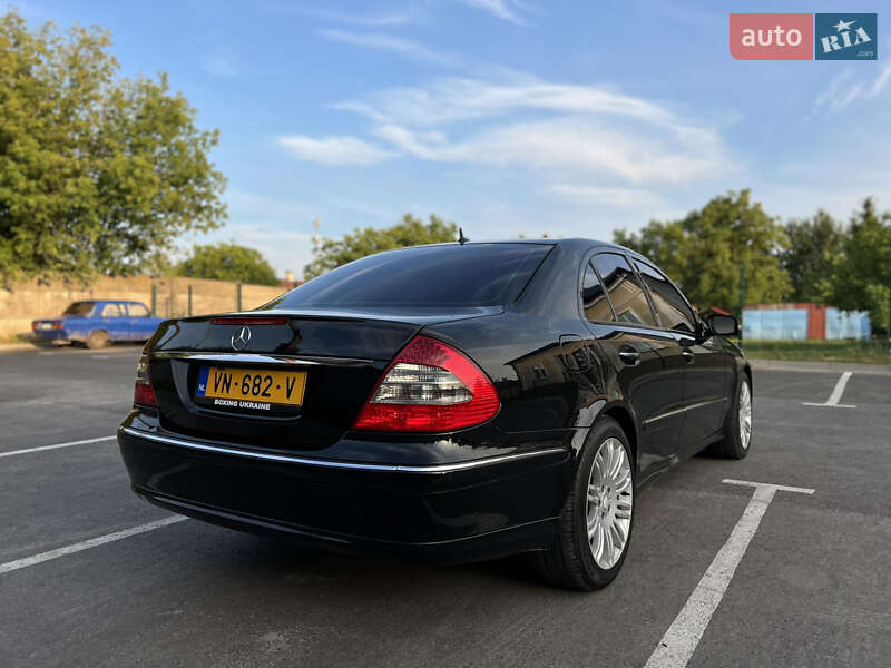 Седан Mercedes-Benz E-Class 2007 в Львове