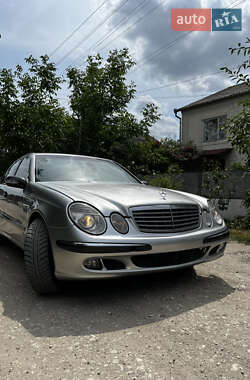 Седан Mercedes-Benz E-Class 2002 в Вінниці