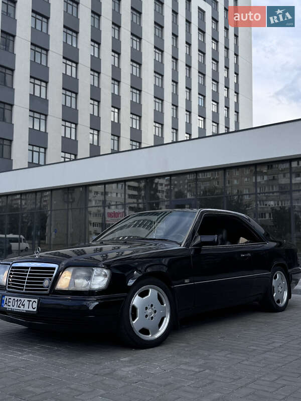 Купе Mercedes-Benz E-Class 1995 в Дніпрі