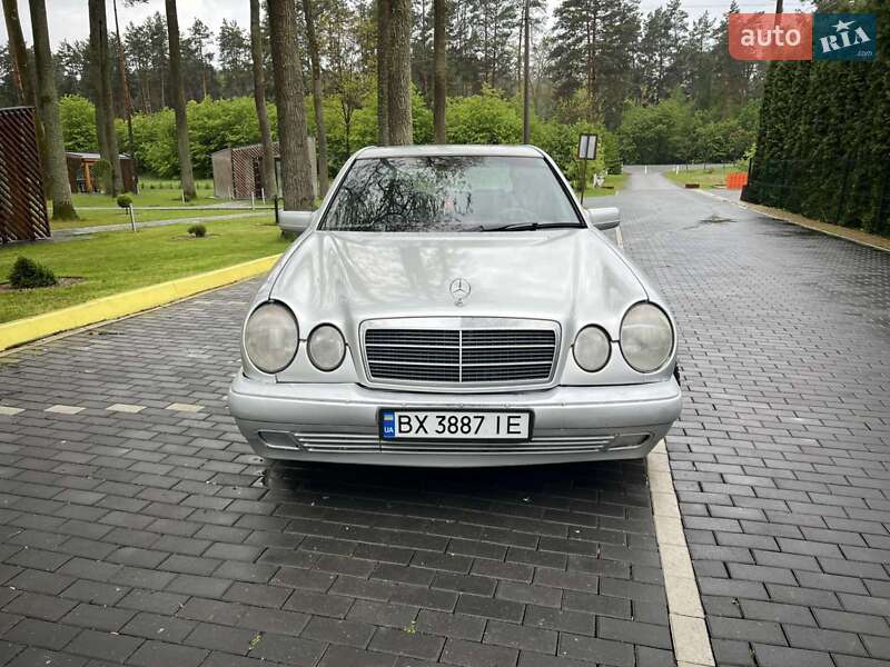 Mercedes-Benz E-Class 1998