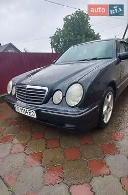 Седан Mercedes-Benz E-Class 2001 в 