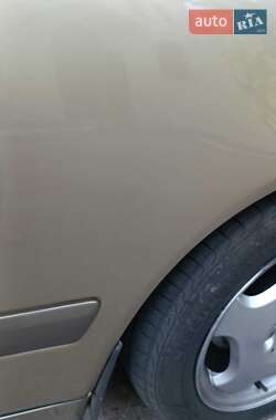 Седан Mercedes-Benz E-Class 2002 в Пирятине