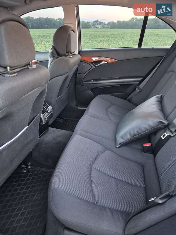 Седан Mercedes-Benz E-Class 2008 в Сумах