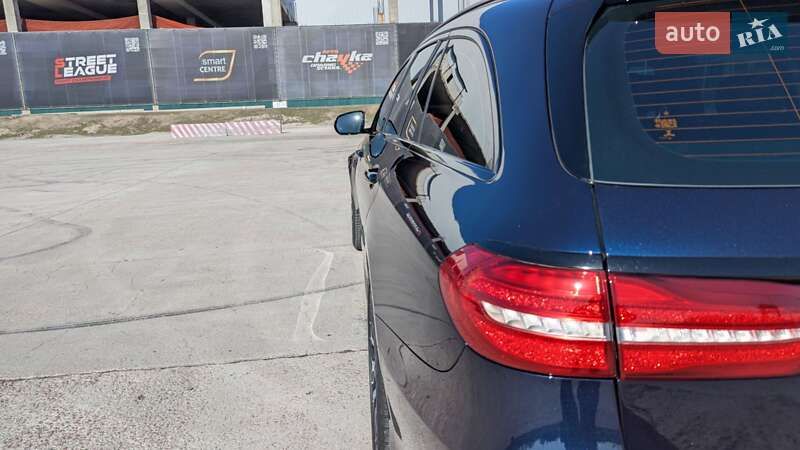 Универсал Mercedes-Benz E-Class 2018 в Киеве