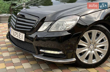 Седан Mercedes-Benz E-Class 2012 в 