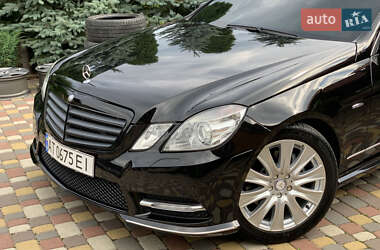 Седан Mercedes-Benz E-Class 2012 в 