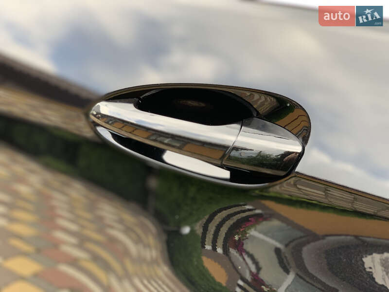 Седан Mercedes-Benz E-Class 2012 в Ивано-Франковске