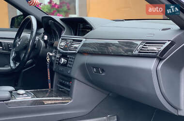 Седан Mercedes-Benz E-Class 2012 в 