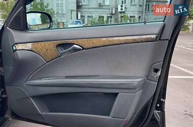 Универсал Mercedes-Benz E-Class 2003 в 