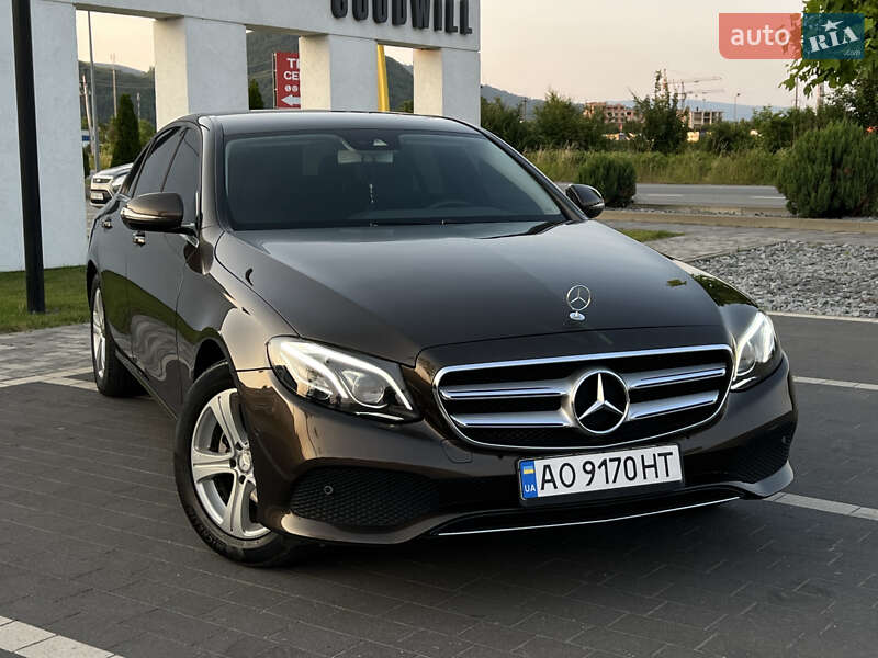 Mercedes-Benz E-Class 2016