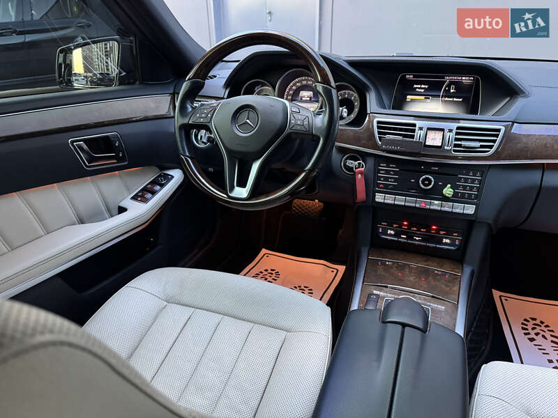 Седан Mercedes-Benz E-Class 2015 в Киеве