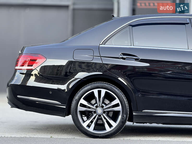 Седан Mercedes-Benz E-Class 2015 в Киеве