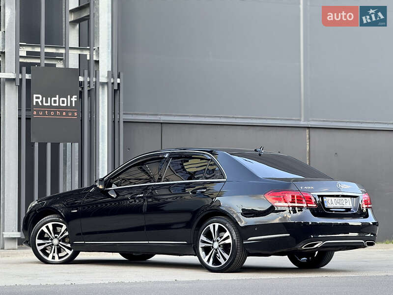 Седан Mercedes-Benz E-Class 2015 в Киеве