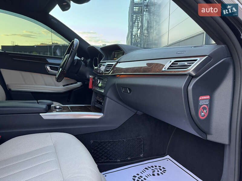 Седан Mercedes-Benz E-Class 2015 в Киеве