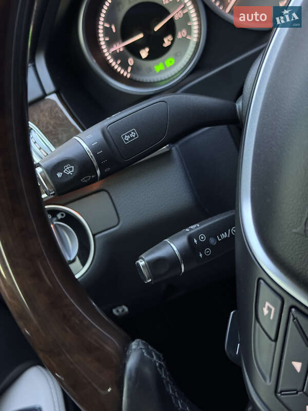 Седан Mercedes-Benz E-Class 2015 в Киеве