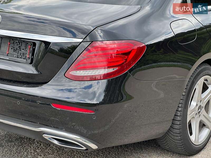 Седан Mercedes-Benz E-Class 2018 в Луцьку