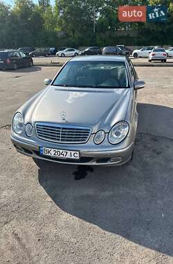 Седан Mercedes-Benz E-Class 2003 в 