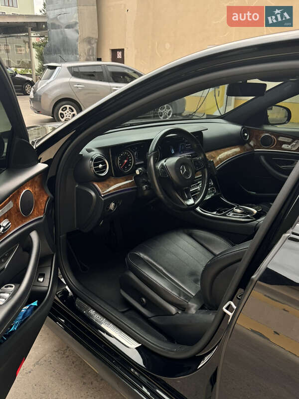 Седан Mercedes-Benz E-Class 2016 в Виннице