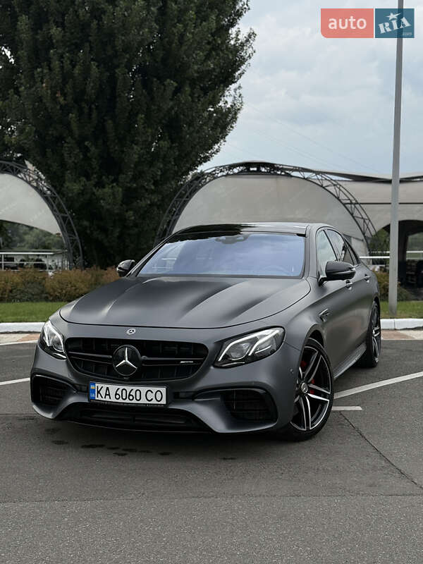 Седан Mercedes-Benz E-Class 2018 в Киеве