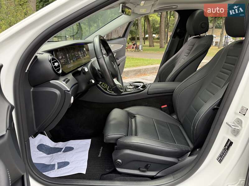 Седан Mercedes-Benz E-Class 2016 в Киеве