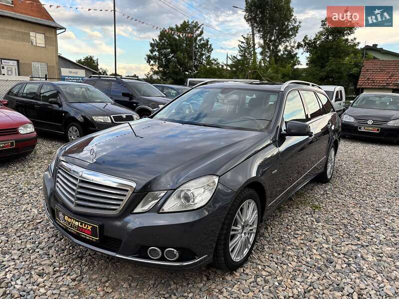 Универсал Mercedes-Benz E-Class 2010 в Коломые