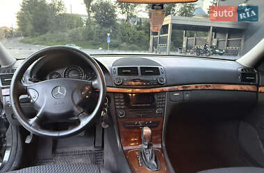 Седан Mercedes-Benz E-Class 2005 в 