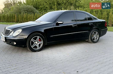 Седан Mercedes-Benz E-Class 2005 в 