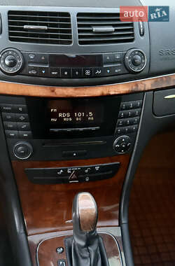 Седан Mercedes-Benz E-Class 2005 в 