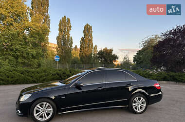 Седан Mercedes-Benz E-Class 2009 в 