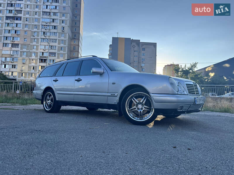 Универсал Mercedes-Benz E-Class 1998 в Киеве