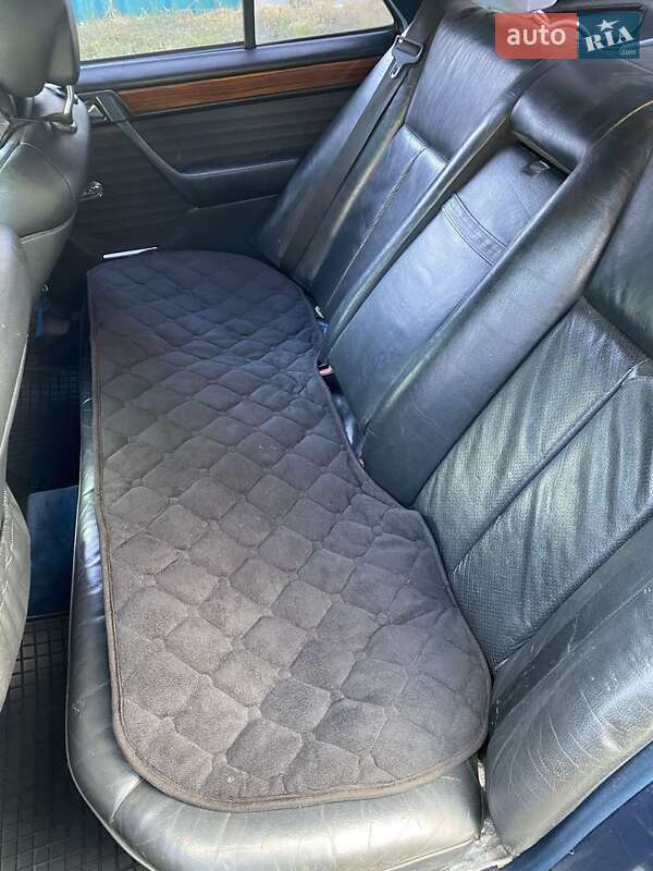 Седан Mercedes-Benz E-Class 1987 в Чугуєві фото 9 Седан Mercedes-Benz E-Class 1987 в Чугуєві