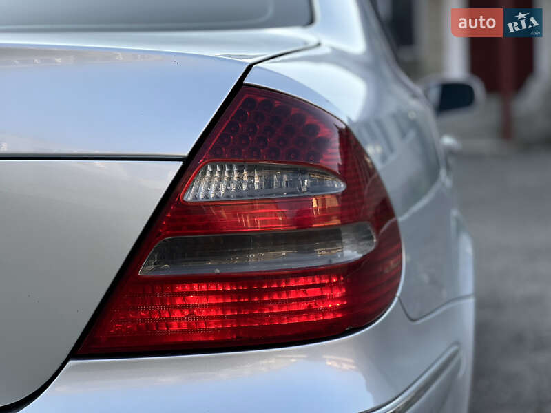 Седан Mercedes-Benz E-Class 2005 в Тернополе