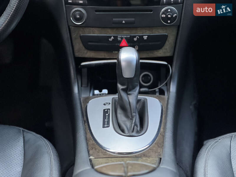Седан Mercedes-Benz E-Class 2005 в Тернополе