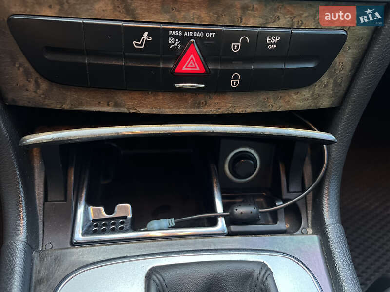 Седан Mercedes-Benz E-Class 2005 в Тернополе