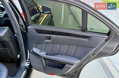 Седан Mercedes-Benz E-Class 2012 в 
